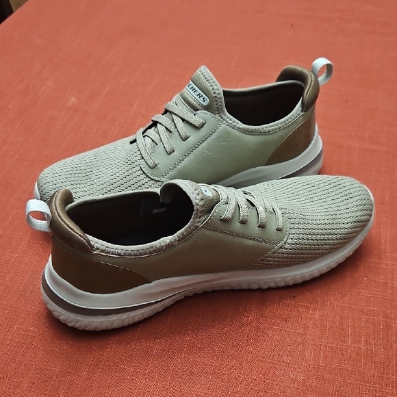 Skechers Men's Beige Sneakers - Picture 2 of 8